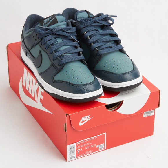 Nike DUNK LOW RETRO PRM men’s 7.5 - Picture 2 of 10